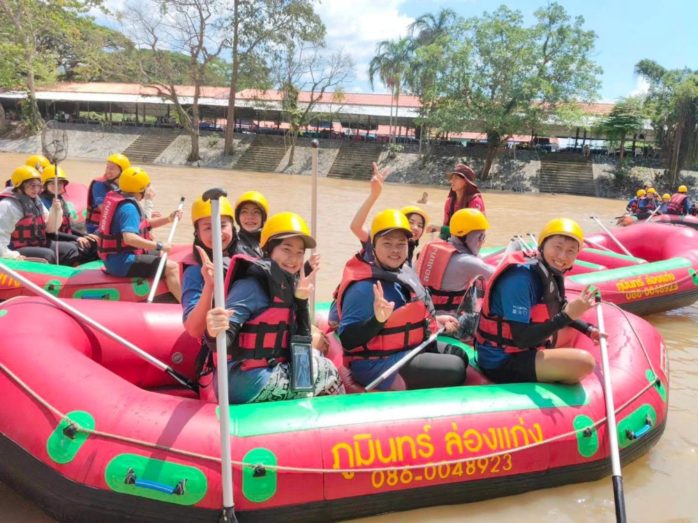 SG Capital จัดกิจกรรมจิตอาสา “ล่องแก่งเก็บขยะ ปีที่ 2” ณ น้ำตกนางรอง ร่วมดูแลสิ่งแวดล้อมหลังน้ำท่วมใหญ่